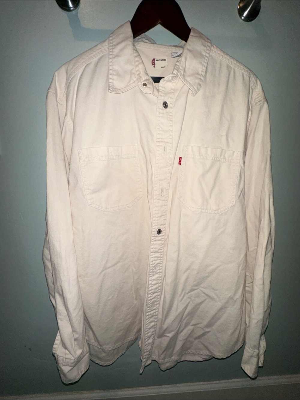 Vintage Levi's Large Cream Button-Front Casual Shirt